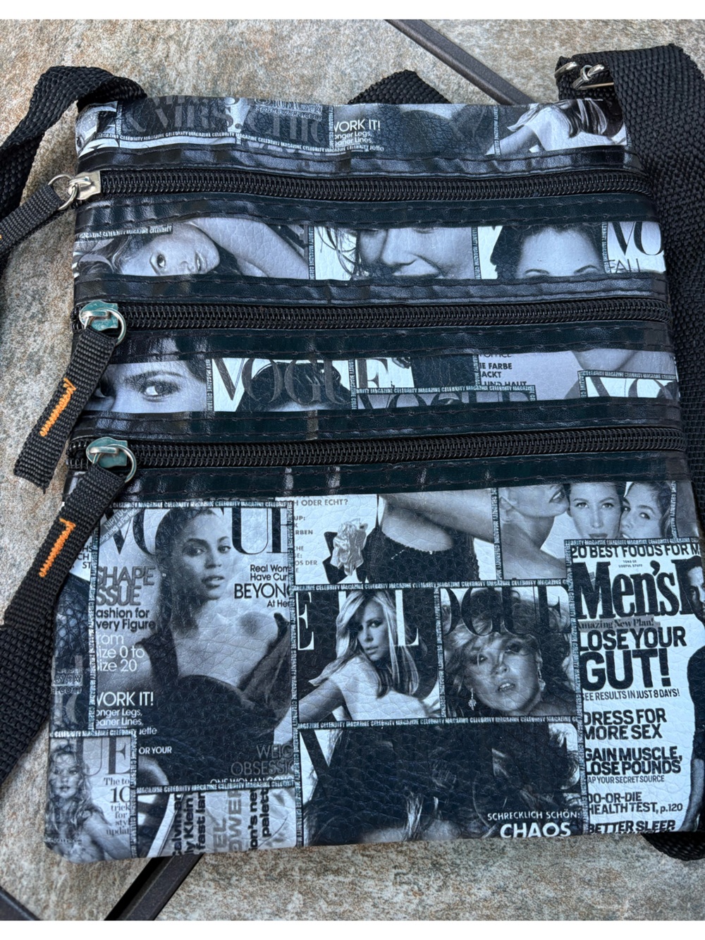 Black & White Photo-Print Crossbody Bag - Picture 2 of 9